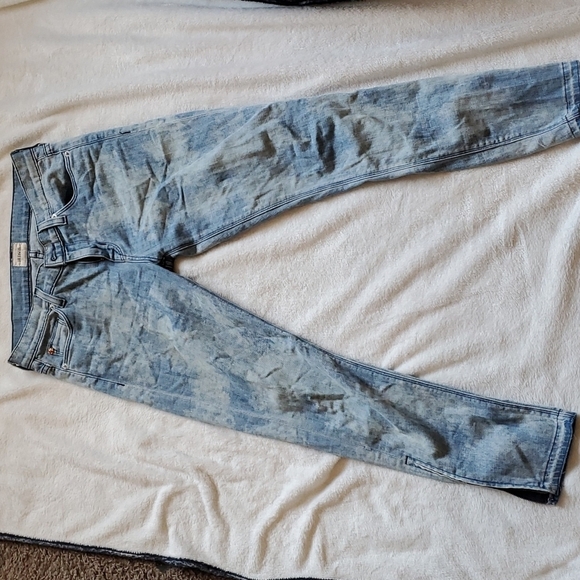 Hudson Jeans Denim - Hudson Jeans zippered ankles sz 26 light wash distressed